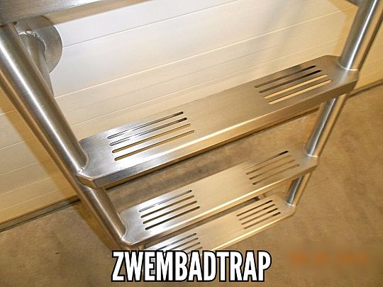 zwembad trap.JPG